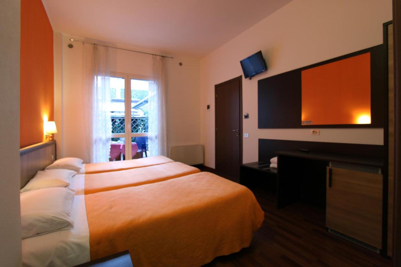 Lux Hotel Durante มิลาน ภายนอก รูปภาพ